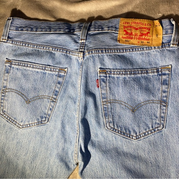 Levi’s 501 Jeans - Picture 5 of 7